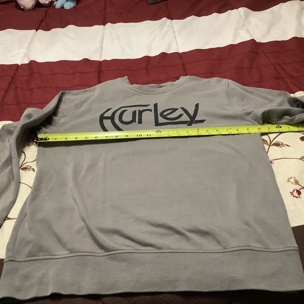 Hurley sweatshirt